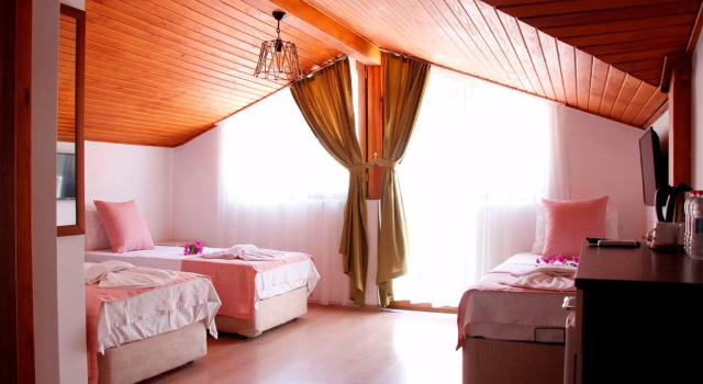 Трёхместный номер Standard Limon Otel (Pansiyon 2)