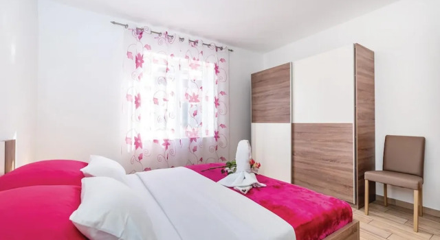 Amazing Home in Razanac With 2 Bedrooms and Wifi
