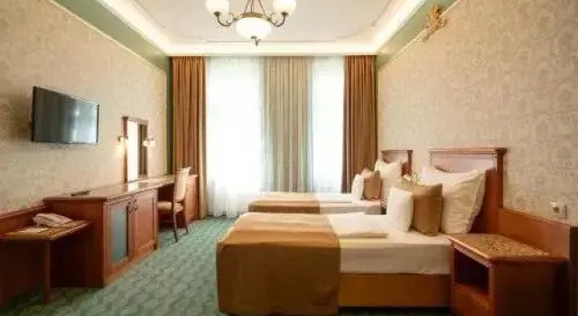 Elizabeth Hotel, Prenota Hotel Gyula 