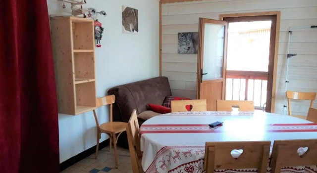Appartement Albiez-Montrond, 2 pièces, 5 personnes - FR-1-618-5, Réserver Appartement Albiez-Montrond 