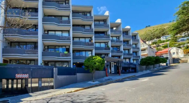 Коттедж One Bedroom Green Point Spacious