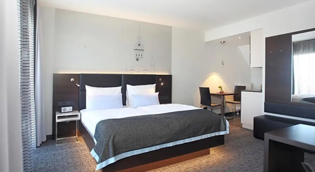 Номер Standard Schiller5 Hotel