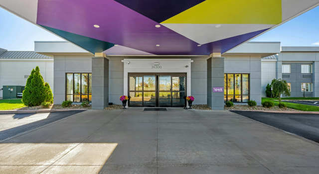 Spark By Hilton Cleveland Beachwood, Забронировать Отель Отели Бичвуд с завтраком, рядом с Центр еврейского наследия имени Мальца, Завтраки