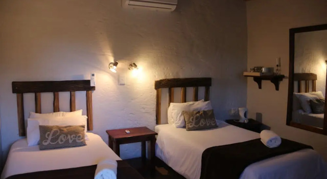Двухместный номер Standard с балконом и с красивым видом из окна Aan Die Oewer Guest House
