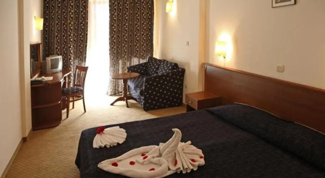 Кровать в общем номере Hotel Yunona - Все включено