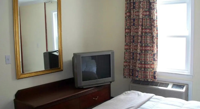 Люкс Budget Inn & Suites