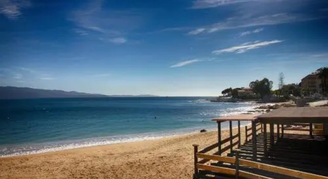 Studio Albert 1er, Varaa Hotelli Ajaccio 