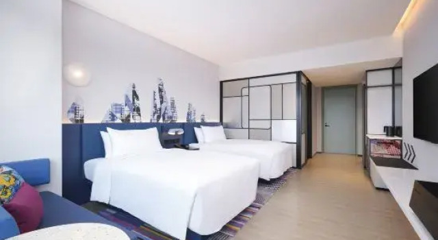 Номер Standard Aloft by Marriott Shanghai Hongqiao