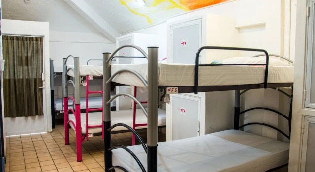 Кровать в общем номере (женский номер) Enjoy Playa Hostel