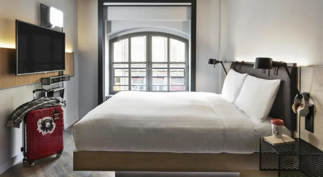 Двухместный номер Standard Moxy Lille City