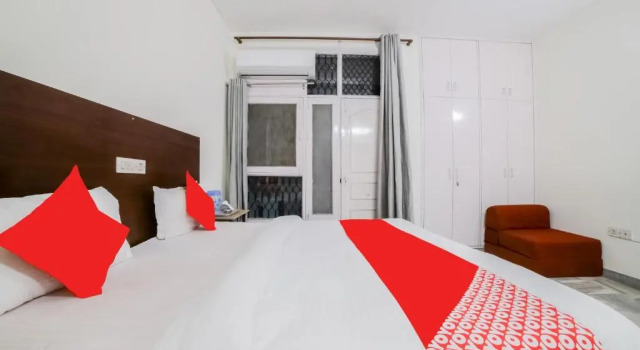 OYO 80168 Green Villa, Забронировать Вилла Виллы Восточного Дели, Вилла