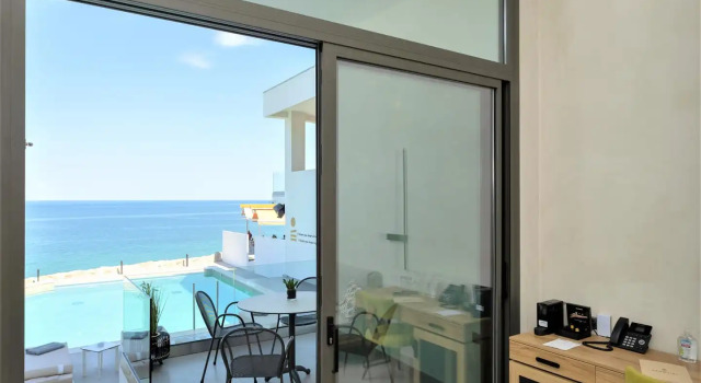 Люкс Akrotiri Olympus Luxury Suites