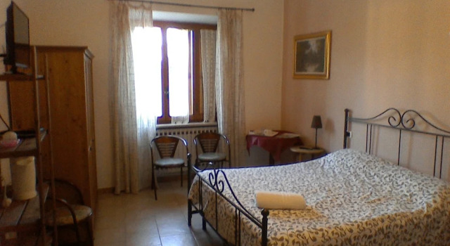 Номер Economy Residence La Mezzaluna