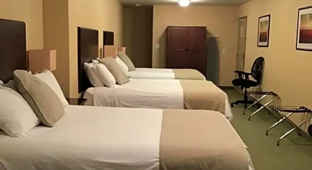 Двухместный семейный номер Standard Ramada by Wyndham Williams Lake