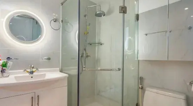 Luxury Apartment in Central_Luminous Leman, Забронировать Апартаменты/квартира Отели Хошимина с бассейном, рядом с Golden Dragon Water Puppet Theatre, Бассейн