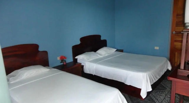 Cabinas Las Tinajas, Rezerwuj Hotel Hotele w Fortuna z parkingiem, Parking