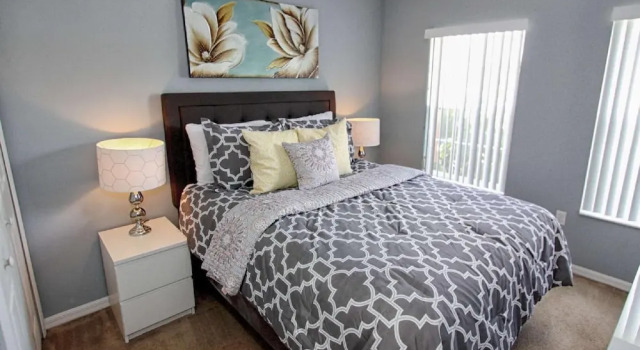 Апартаменты 952 Lake Berkley