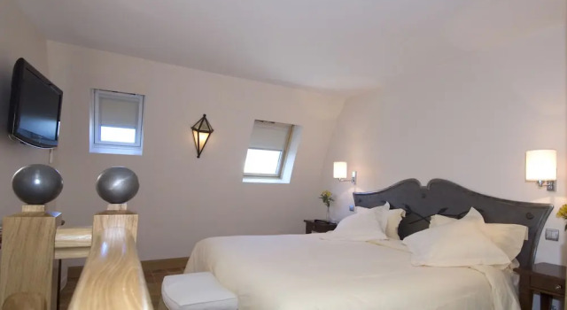 Двухместный номер Standard Hotel De France