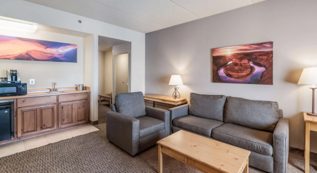 Двухместный номер Executive Red Lion Inn & Suites Goodyear Newly Renovated