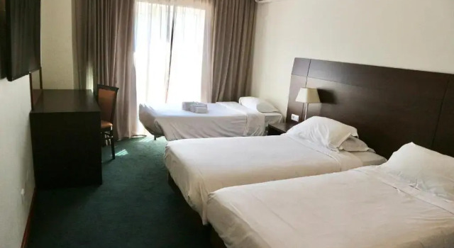 Двухместный номер с видом на бассейн Amazonia Jamor Hotel