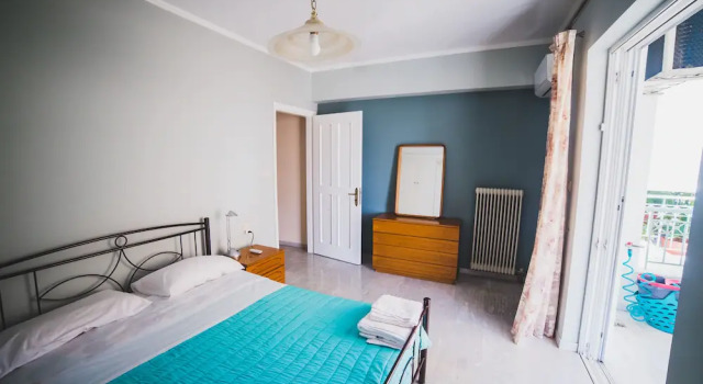 Flat 2 Bedrooms 1 Bathroom - Patras, Prenota Hotel Patra 