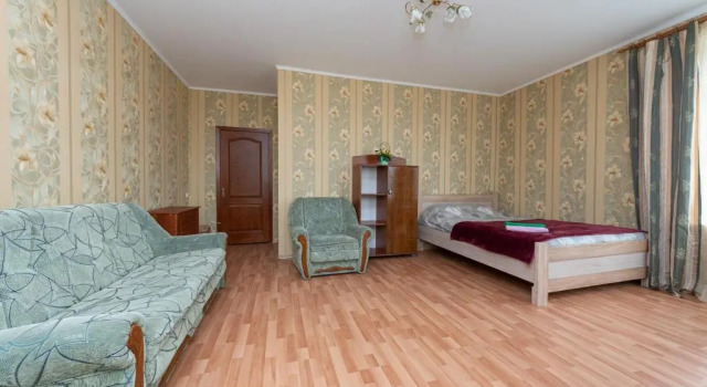 Апартаменты на метро "Осокорки", Buchen Sie Ferienwohnung Hotels in Darnyckyj mit Parkplatz, Parkplätze