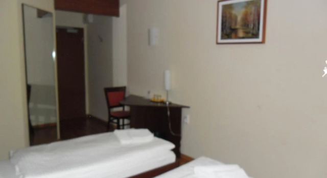 Hotel Arli, Boek Hotel Senica Trnavský kraj