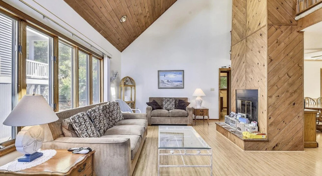 103 Anchorage Drive by Long & Foster