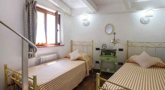 Gorgeous Home In Greppolungo, Prenota Hotel Camaiore 