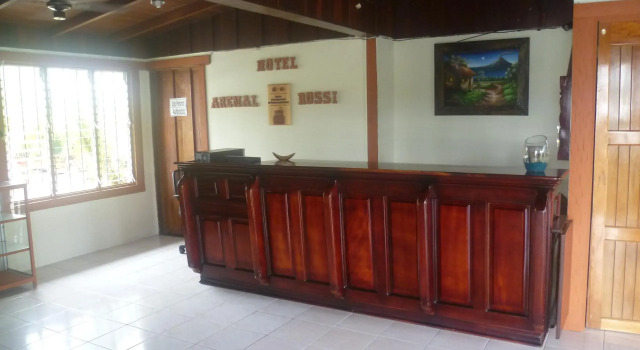 Hotel Destinos Arenal, Varaa Hotelli Hotellit Alajuela uima-altaalla, Uima-allas