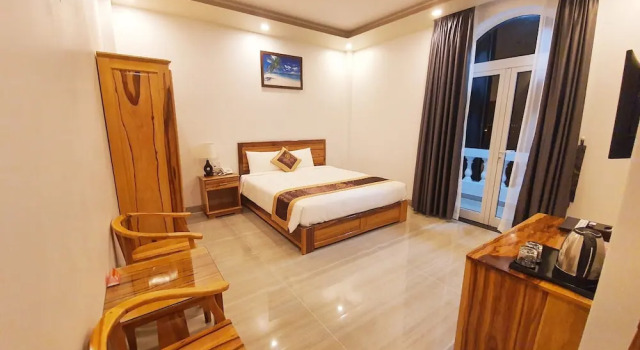 Двухместный номер Deluxe с балконом Hong Mai 2 Hotel