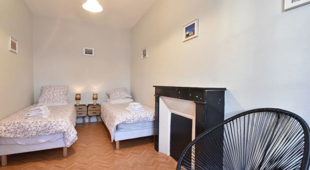 Cosy Holiday Home in Port-en-bessin-huppain With Garden, Забронировать Отель  