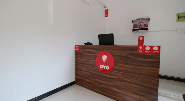 OYO 10385 Hotel Nirmala Vilas, Prenota Hotel Candolim 