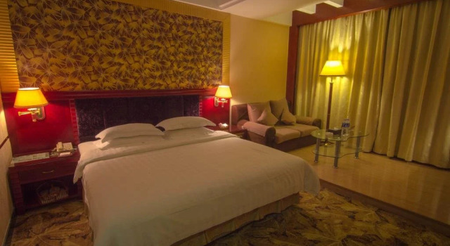Changping Fulong Hotel