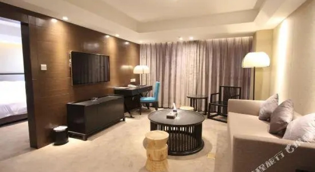 Люкс Deluxe Chenxi Fengqing Hotel