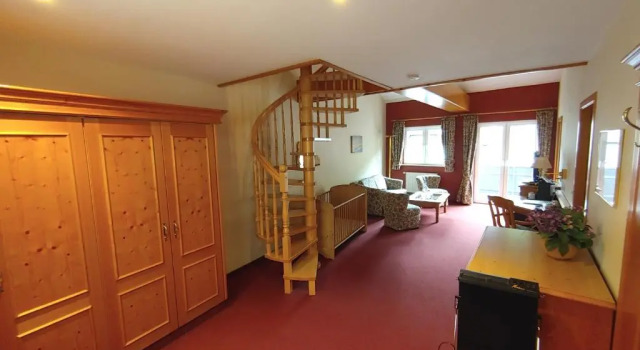 Люкс AKZENT Hotel Bergs Alte Bauernschänke- Wellness und Wein