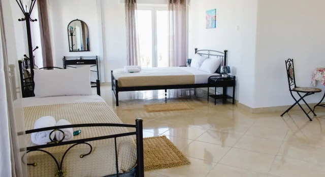Nikolakakis Rooms Lavrio