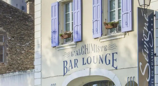 Hôtel sévigné, Rezerwuj Hotel Hotele SPA w Grignan, SPA