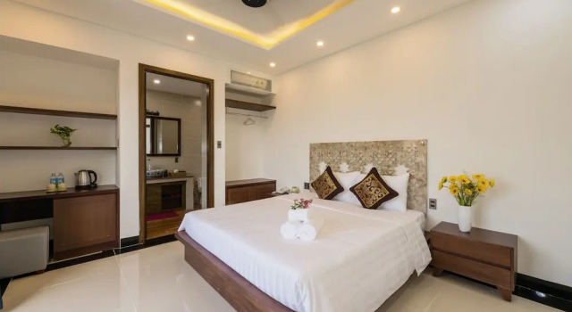 Двухместный номер Economy с балконом Phuc Hung Riverside Villa