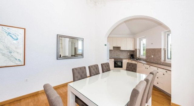 Beautiful Home in Primosten With Wifi and 6 Bedrooms, Забронировать Отель Примоштен Шибеник