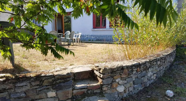 Коттедж Maison de résidence d'artistes Vallons de l'Erdre 4 Pièces 9 pers