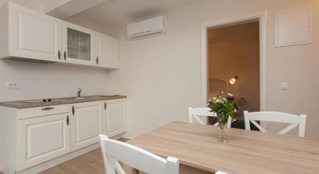 Апартаменты Deluxe Guesthouse Augusta Insula