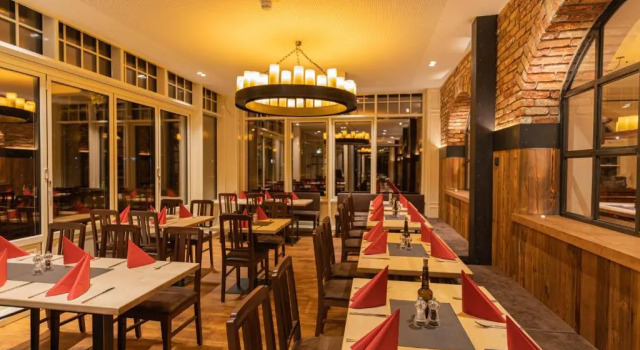 Апартаменты Brauerei Gasthaus Lohhof im Münchner Norden, direkt an der S1, nähe vom Flughafen, Zentrum, A92, Allianz Arena, Ruderregatta und Schießanlage G- Hochbrück entfernt, Internationale Küche