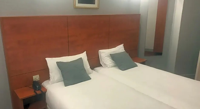 Номер Standard Relais Bergson