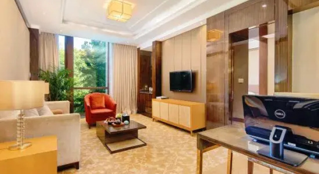 Люкс Deluxe Garden Grand Hotel Nanxun
