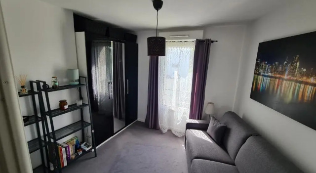 Chambre avec salle de bain /wc, Забронировать Отель Стен Seine-Saint-Denis