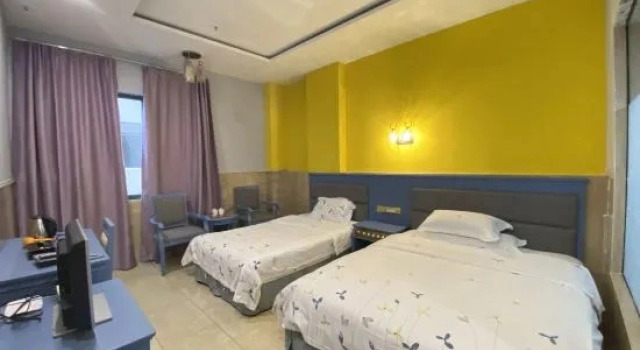 Люкс с 4 комнатами Taishan Guiyuan Hotel