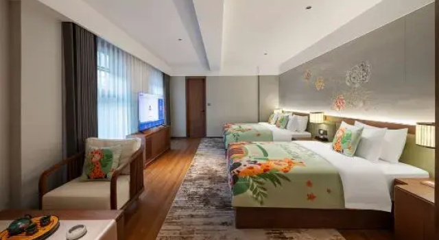 Люкс QIANNA HOTEL