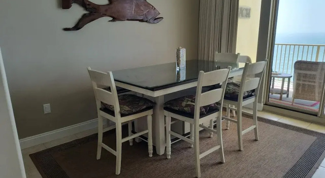 Номер Standard Stunning 16th Floor Condo with Fitness Center, Hot Tubs, Pools, and Beach Access - Unit 1606 by RedAwning