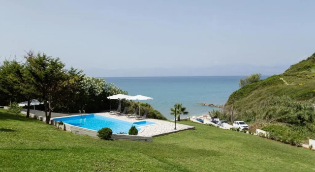 Вилла Villa Yialos by Villa Plus